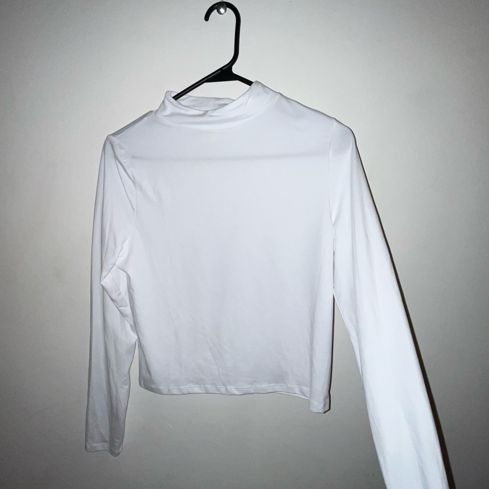 CROPPED T-SHIRT